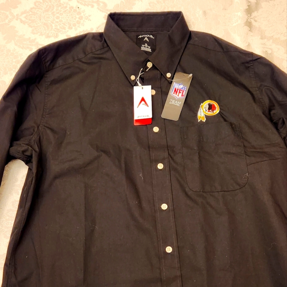 Men's Buttoup Collared NFL Shirt